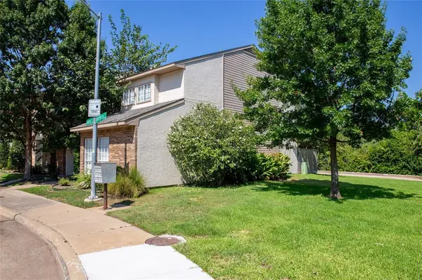 13234 Woodbend Lane, Dallas, TX 75243