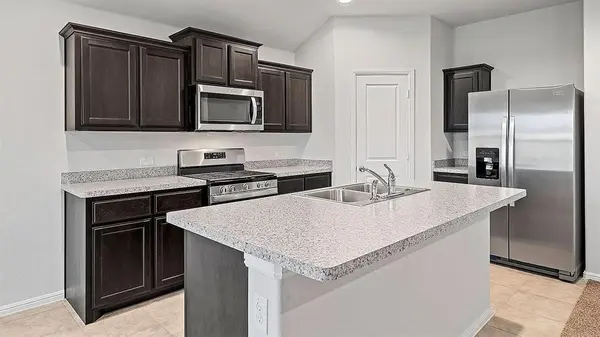 637 Cofer Way, Fort Worth, TX 76131