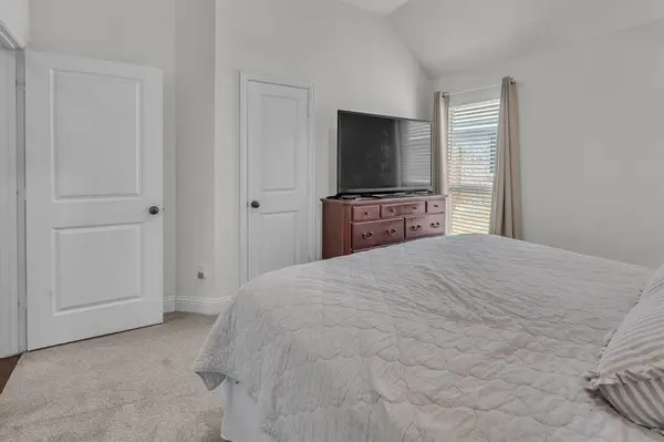 203 Cambridge Street, Waxahachie, TX 75165