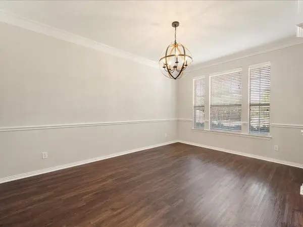 2014 Marie Weldon Lane, Arlington, TX 76001