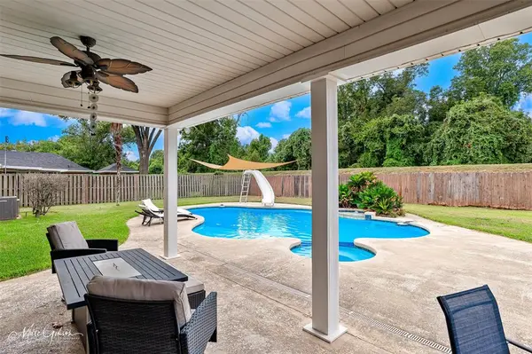 1229 Whitehall Drive, Bossier City, LA 71112