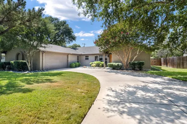 5112 Cordova Avenue, Fort Worth, TX 76132