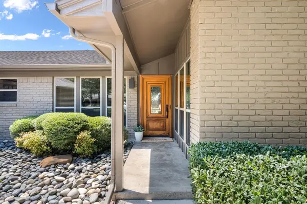 5112 Cordova Avenue, Fort Worth, TX 76132
