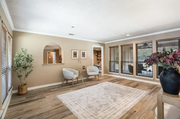 5112 Cordova Avenue, Fort Worth, TX 76132