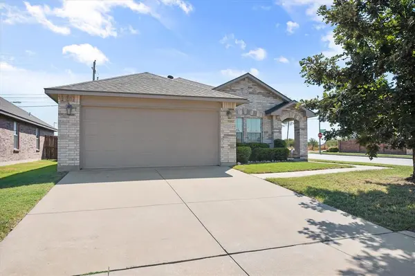 9100 Noontide Drive, Fort Worth, TX 76179