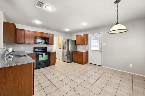 9100 Noontide Drive, Fort Worth, TX 76179