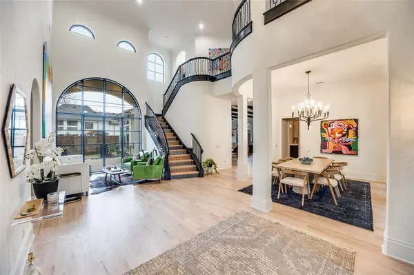 6811 Aberdeen Avenue, Dallas, TX 75230