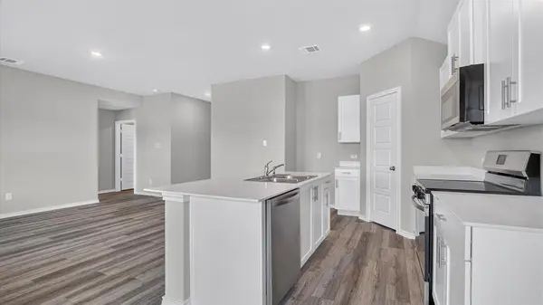 1020 BOLL WEEVIL Drive, Cleburne, TX 76031