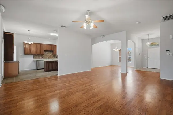 1701 Manten Boulevard, Denton, TX 76208
