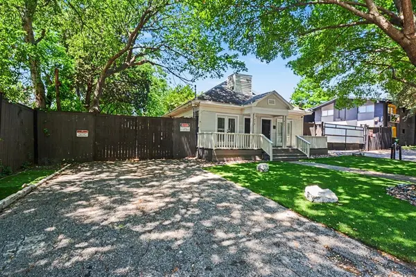 915 Annex Avenue, Dallas, TX 75204