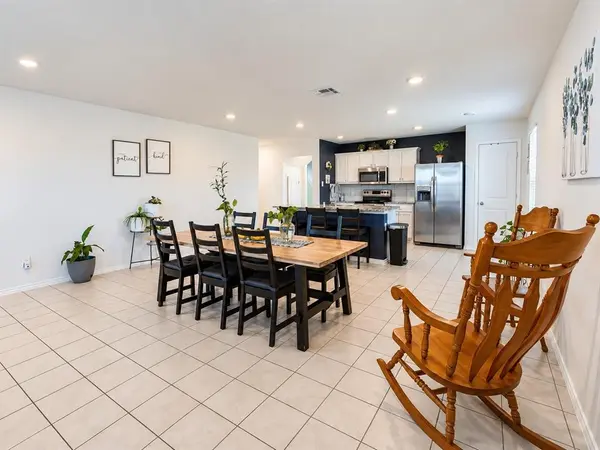 513 Clearlake Drive, Waxahachie, TX 75165