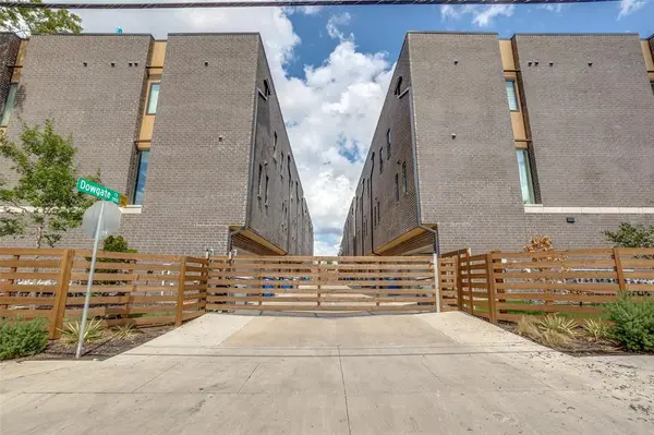 1944 Dowgate Court, Dallas, TX 75204