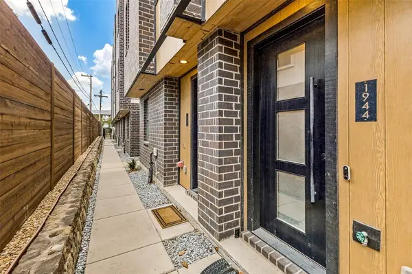1944 Dowgate Court, Dallas, TX 75204