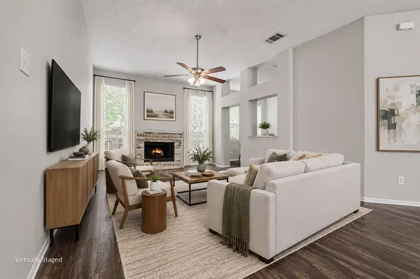 5612 Greenwich Drive, Arlington, TX 76018