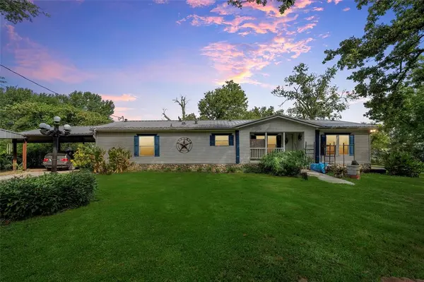 280 Lcr 737, Thornton, TX 76687