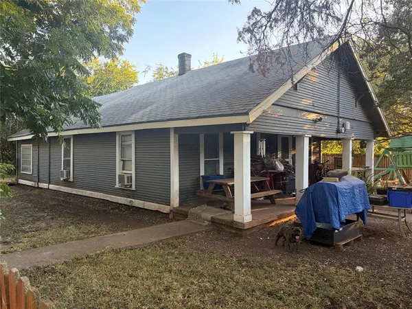 112 E Indiana Avenue, Midlothian, TX 76065