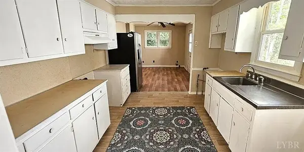 138 Harris PL, Danville, VA 24541