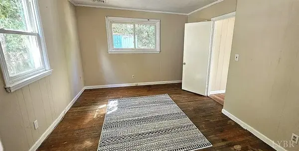 138 Harris PL, Danville, VA 24541