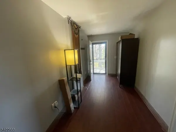 42 Riverlawn Dr, Wayne Twp., NJ 07470