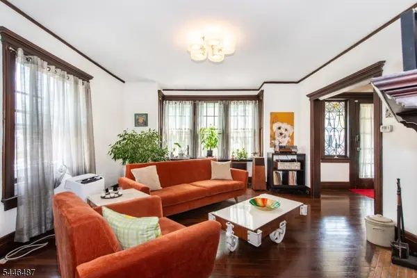 786 Lake St, Newark City, NJ 07104