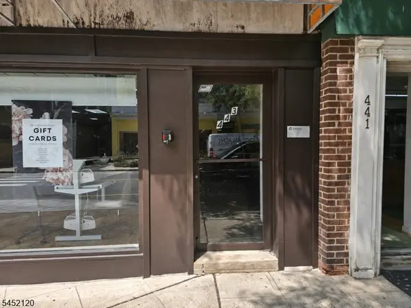 443-445 Springfield Ave #2C, Summit City, NJ 07901