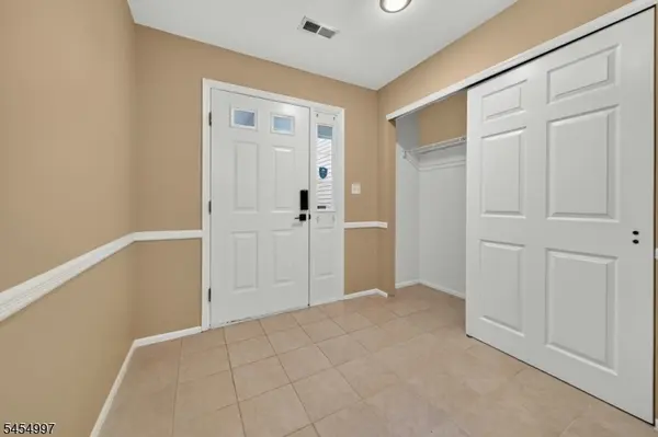 4 Springholm Drive, Berkeley Heights Twp., NJ 07922