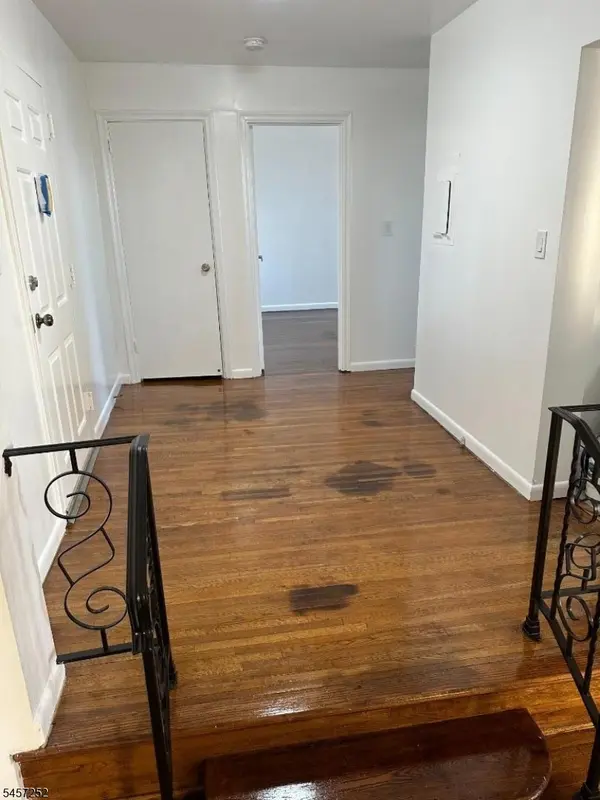 19-31 Lyons Ave #412, Newark City, NJ 07112