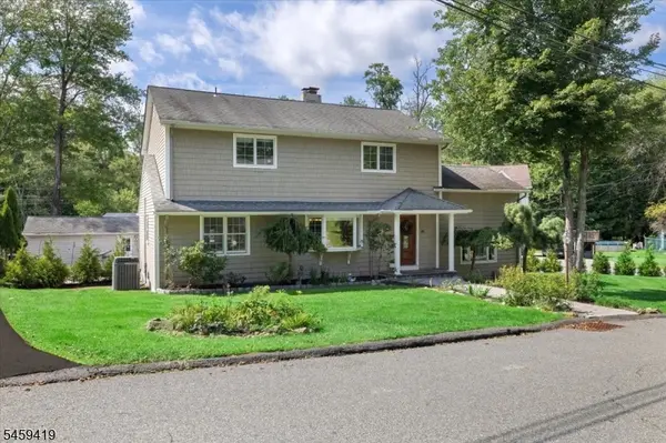 30 Laurel Dr, Wayne Twp., NJ 07470