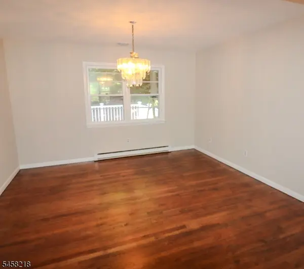 95 Longwood Lake Rd, Jefferson Twp., NJ 07438