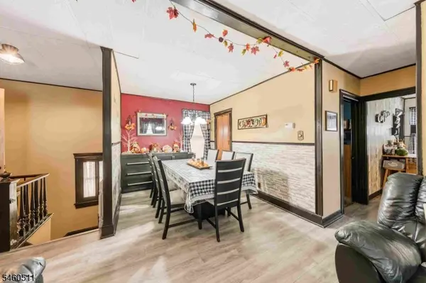 47 E 27Th St, Bayonne City, NJ 07002
