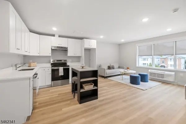 449 Washington St, Newark City, NJ 07102