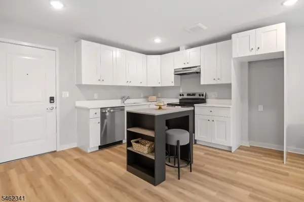 449 Washington St, Newark City, NJ 07102