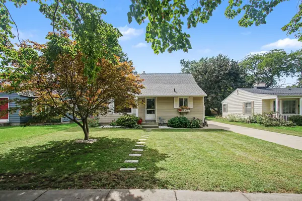 154 W 30th ST, Holland City, MI 49423
