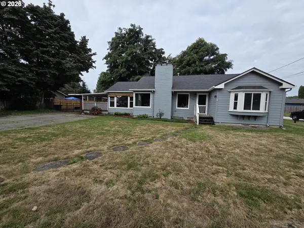 733 2ND ST, Woodland, WA 98674