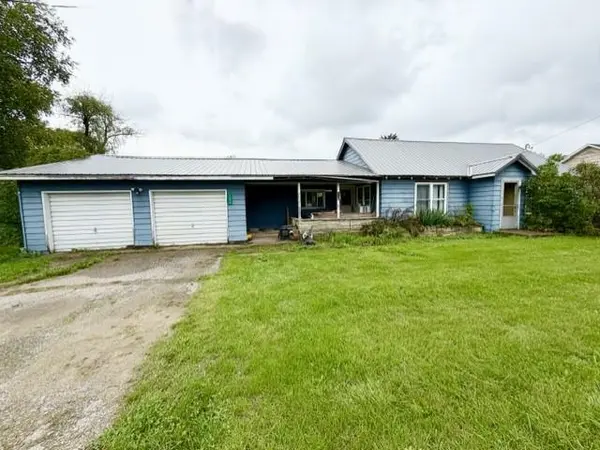 1026 S Main ST, Crystal Twp, MI 48818