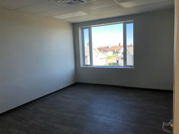 11745 105 ST #206, Grande Prairie, AB T8V 2Z7