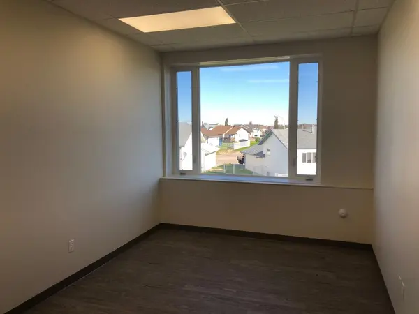 11745 105 ST #206, Grande Prairie, AB T8V 2Z7