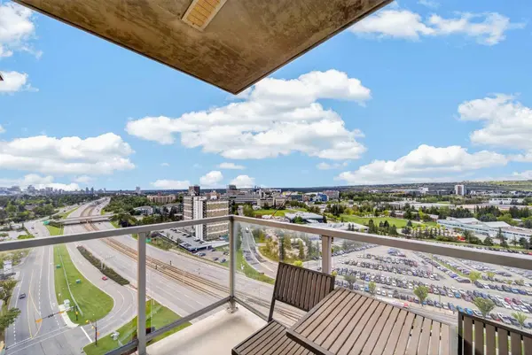 3820 Brentwood RD NW #1806, Calgary, AB T2L 2L5