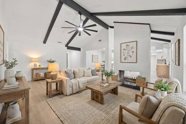 205 Bello CIR, Georgetown, TX 78628