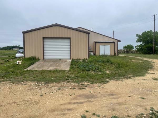 5266 FM 970, Florence, TX 76527