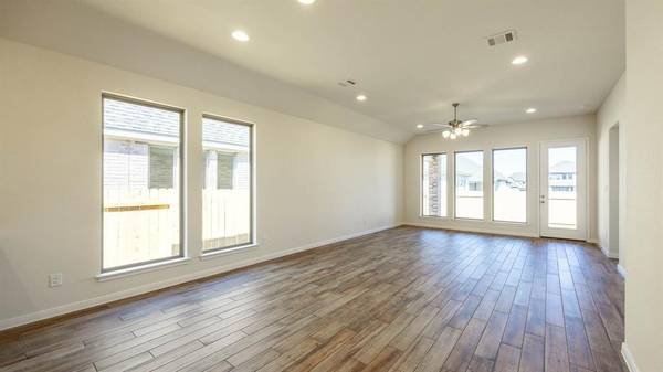 126 Bauer LOOP, Liberty Hill, TX 78642