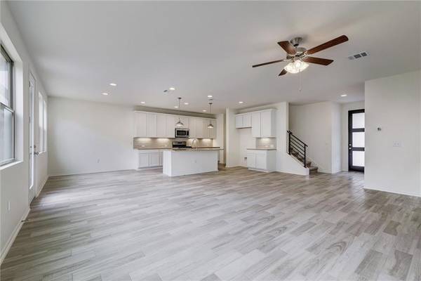 9107 Garnet DR #65, Austin, TX 78729
