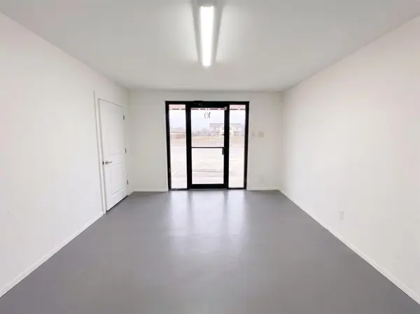 1419 Fleming DR #Warehouse 7, Seguin, TX 78155