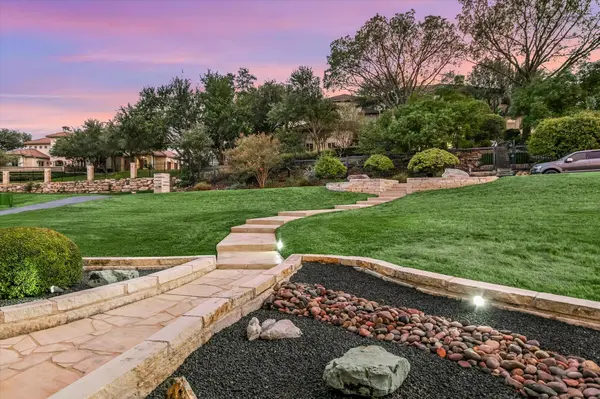 3310 Far View DR, Austin, TX 78730