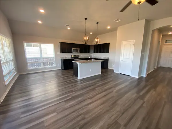 806 Hollyhock DR, Temple, TX 76502