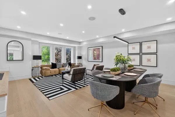 339 Broadway AVE, Toronto C12, ON M4P 1W6