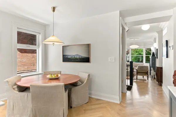 113 Sherwood AVE, Toronto C10, ON M4P 2A6