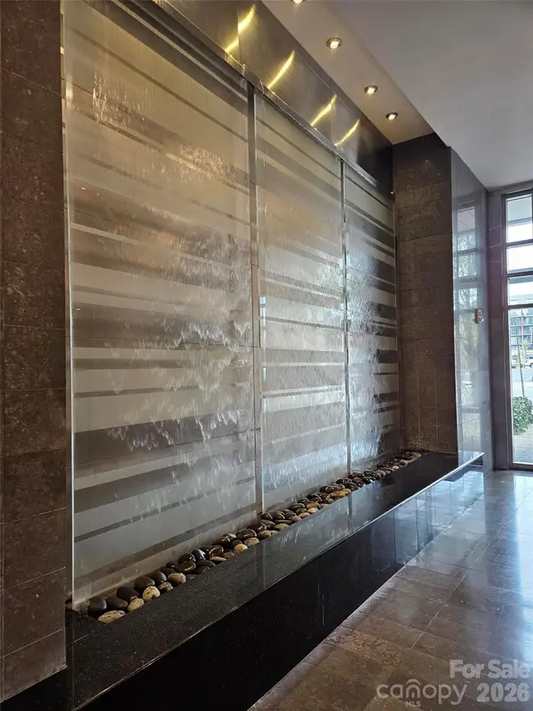 333 W Trade ST #1202, Charlotte, NC 28202