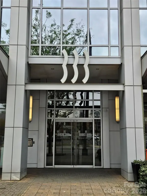 333 W Trade ST #1202, Charlotte, NC 28202