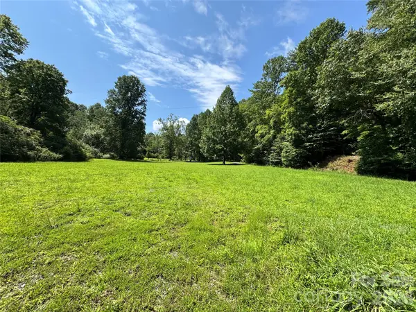 361 Rooster CV, Brevard, NC 28712